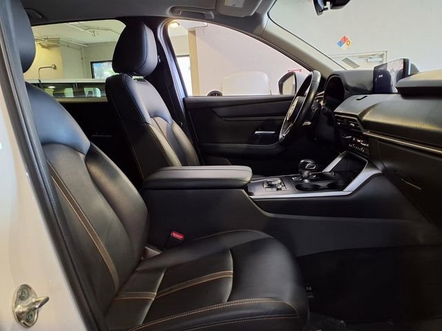 Used 2024 MAZDA CX-90 3.3 Turbo w/ Select Package image 28
