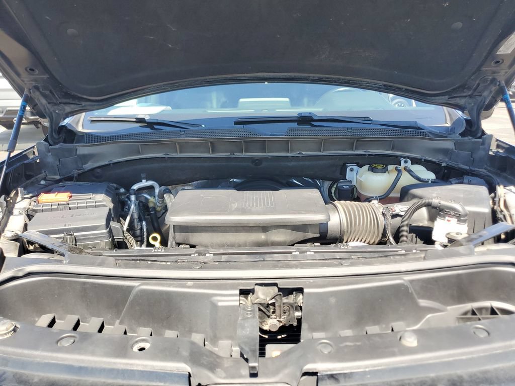 Used 2023 Chevrolet Suburban LT RWD image 31