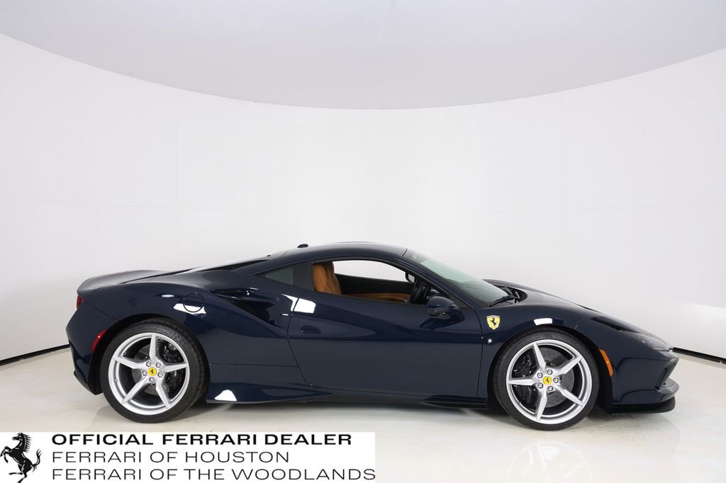 Used 2022 Ferrari F8 Tributo image 8