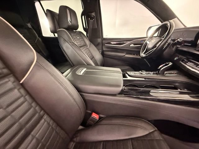 Used 2023 Cadillac Escalade V AWD/4WD image 50