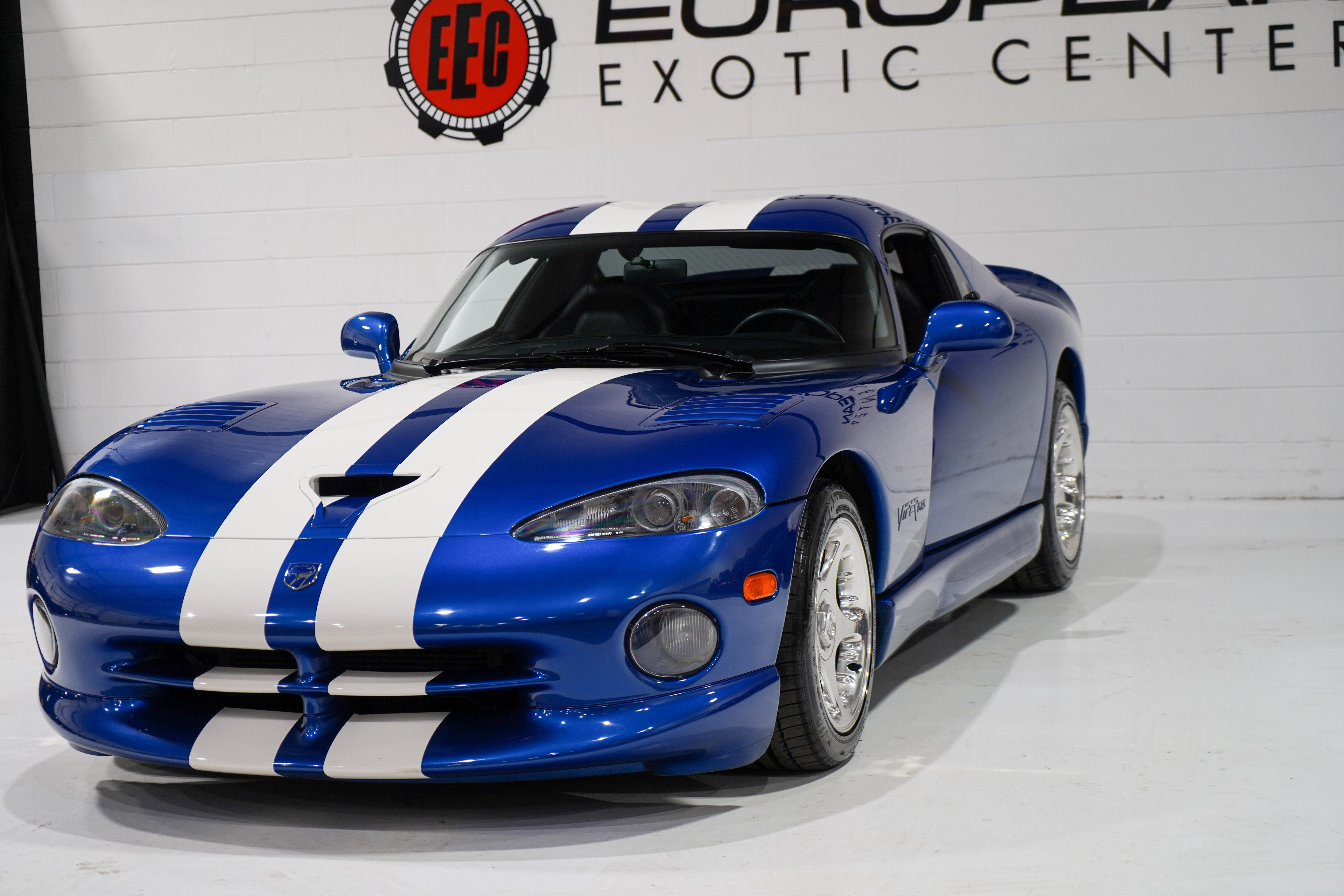 Used 1997 Dodge Viper GTS RWD image 21