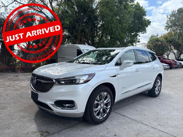 Used 2018 Buick Enclave Avenir w/ Avenir Technology Package FWD image 1