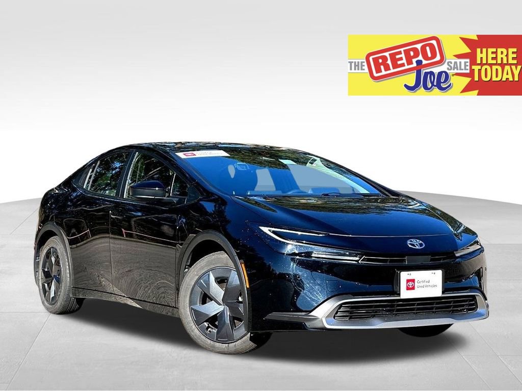 Used 2025 Toyota Prius Plug-In Hybrid