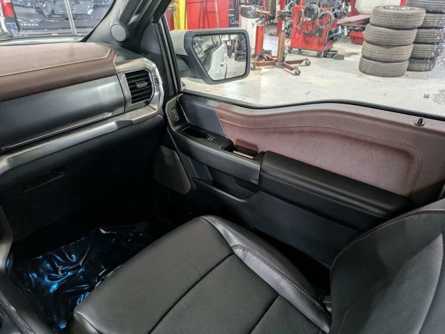 Used 2023 Ford F150 Lariat AWD/4WD image 17