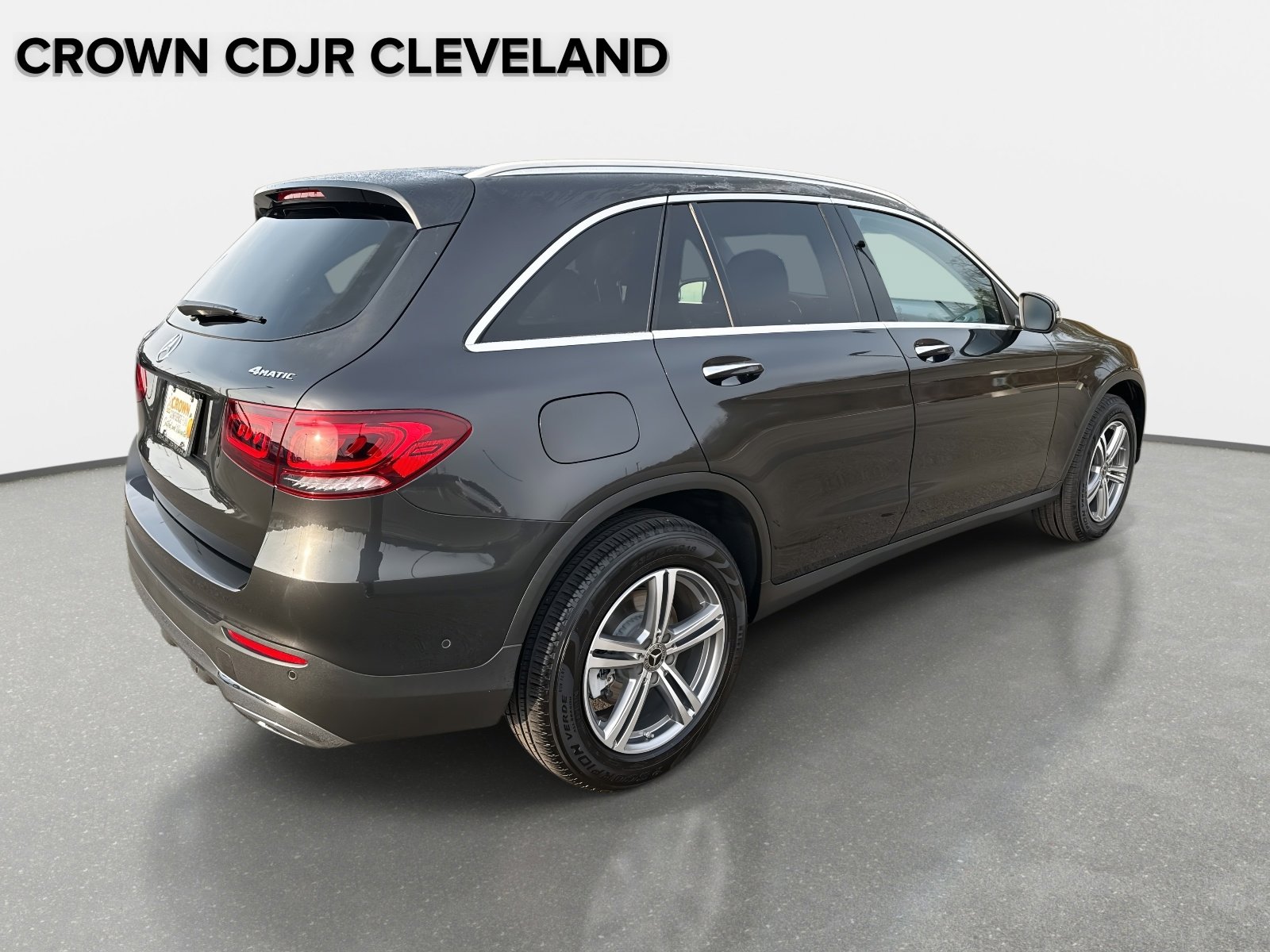 Used 2021 Mercedes-Benz GLC 300 4MATIC image 4