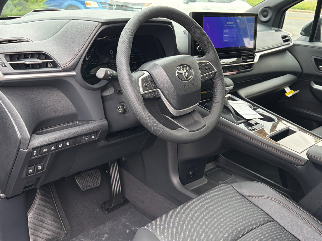 New 2026 Toyota Sienna Platinum AWD/4WD image 22