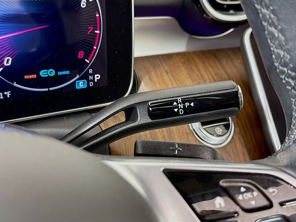 Used 2022 Mercedes-Benz C 300 Sedan image 16