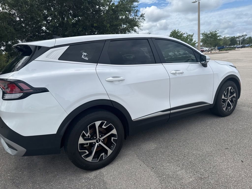 Certified 2023 Kia Sportage EX FWD image 5