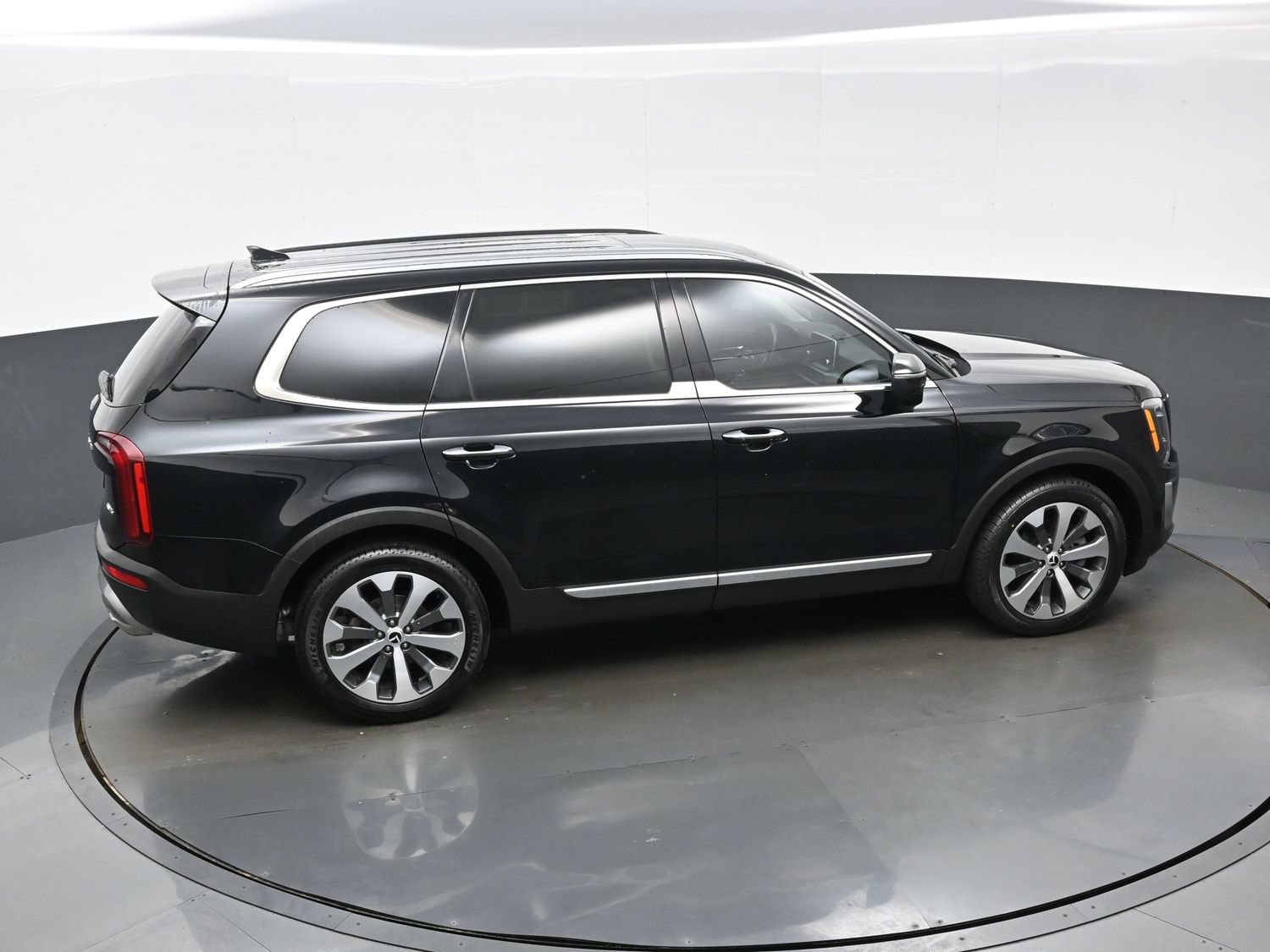 Used 2020 Kia Telluride S AWD/4WD image 45
