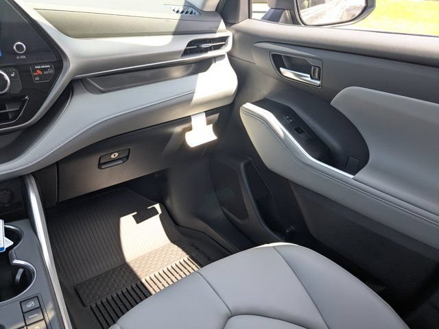 New 2026 Toyota Highlander XLE AWD/4WD image 20