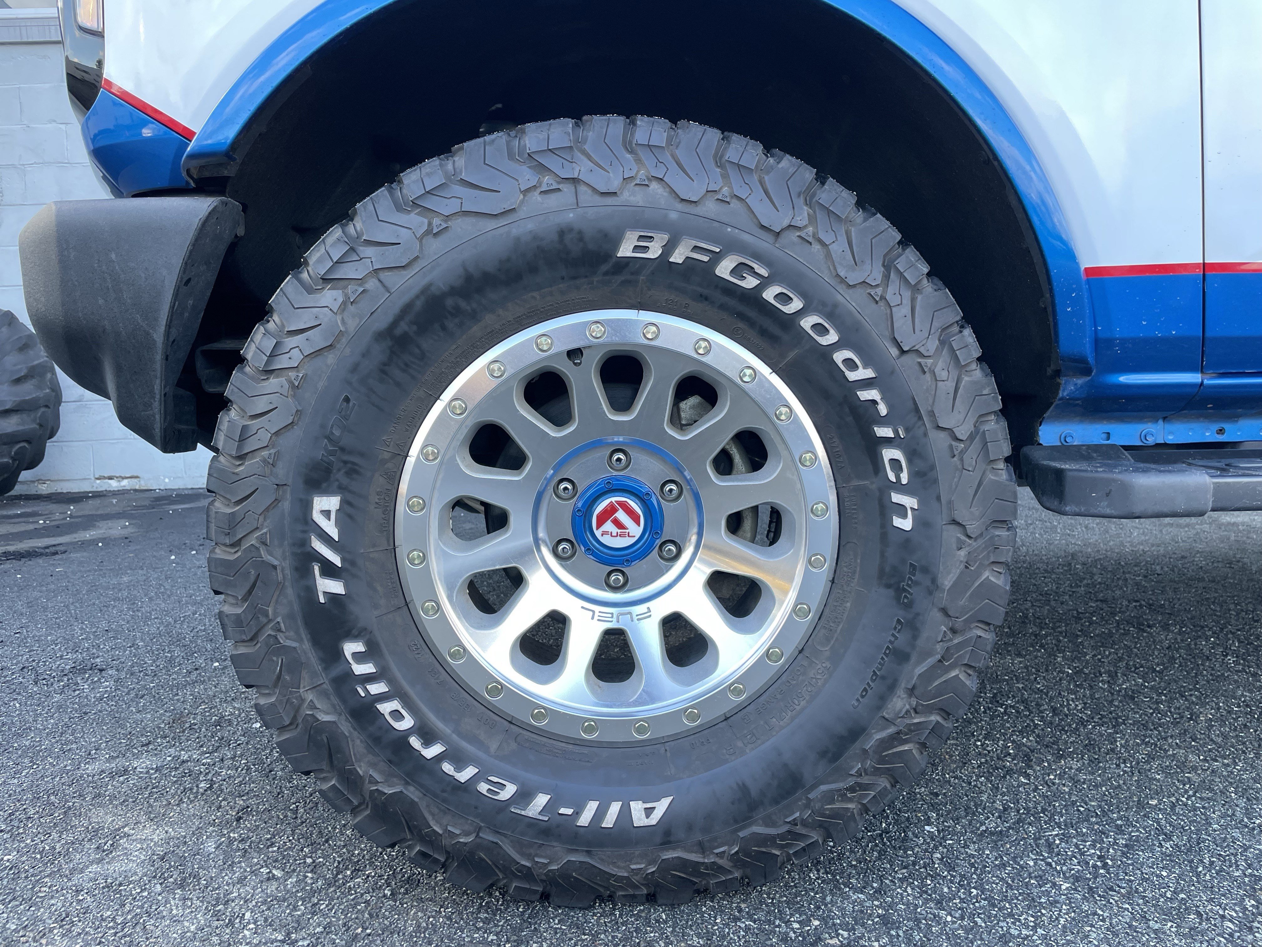 Used 2022 Ford Bronco Outer Banks image 9