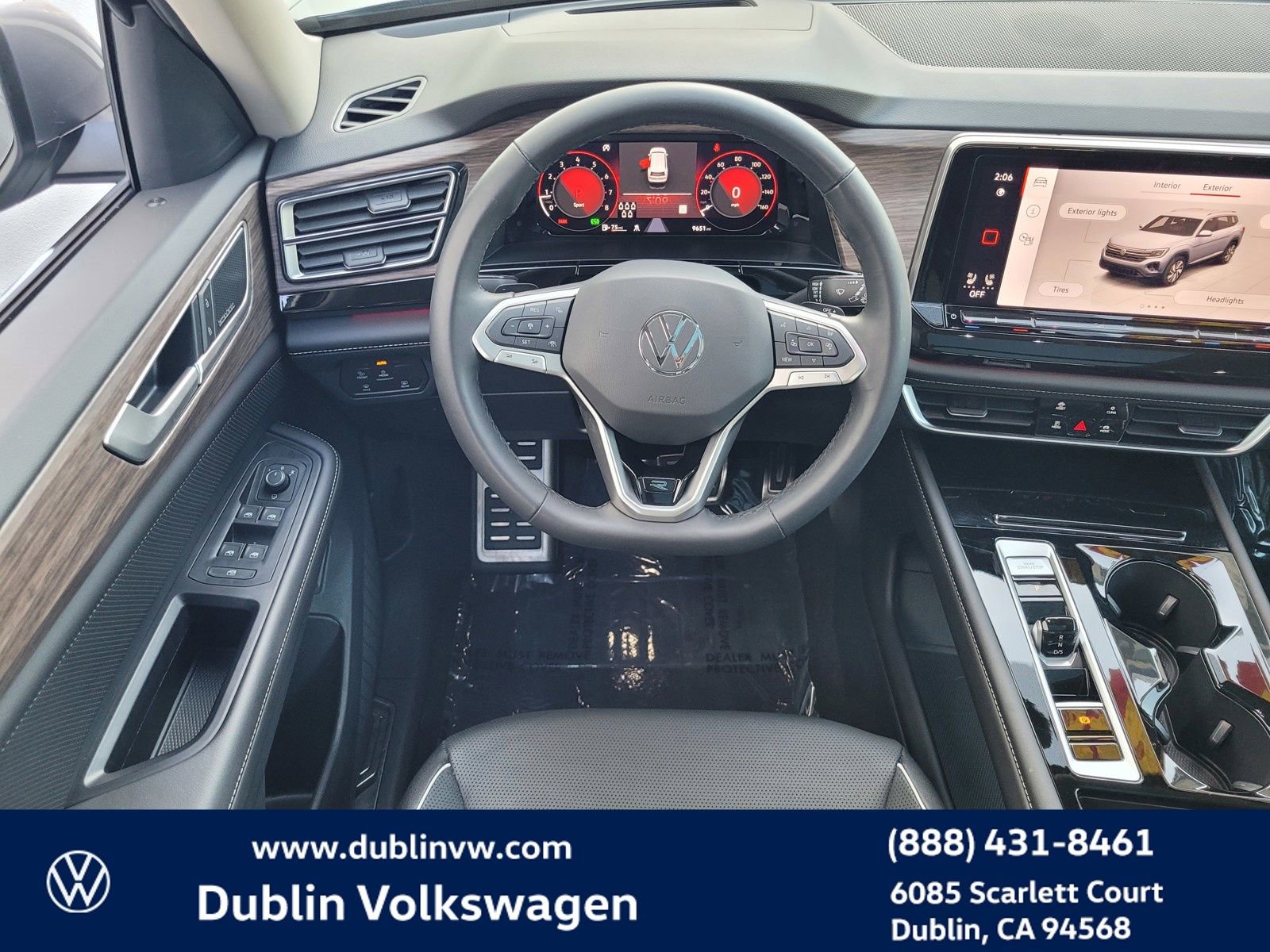 Certified 2025 Volkswagen Atlas SEL Premium R-Line image 12