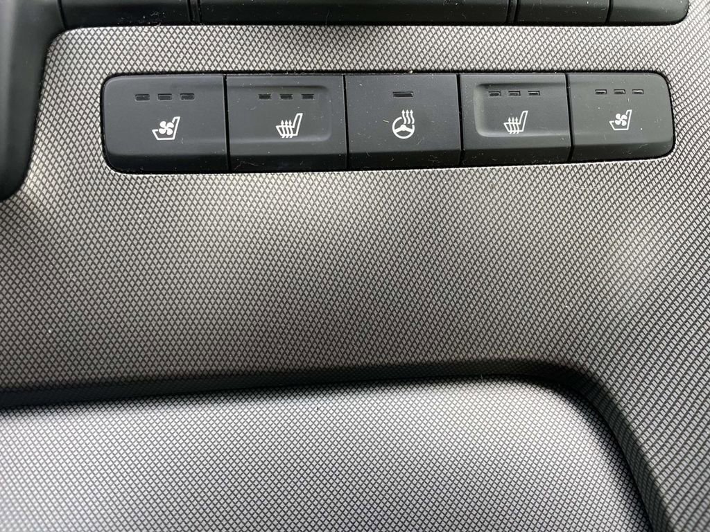 Used 2020 Hyundai Palisade Limited image 44