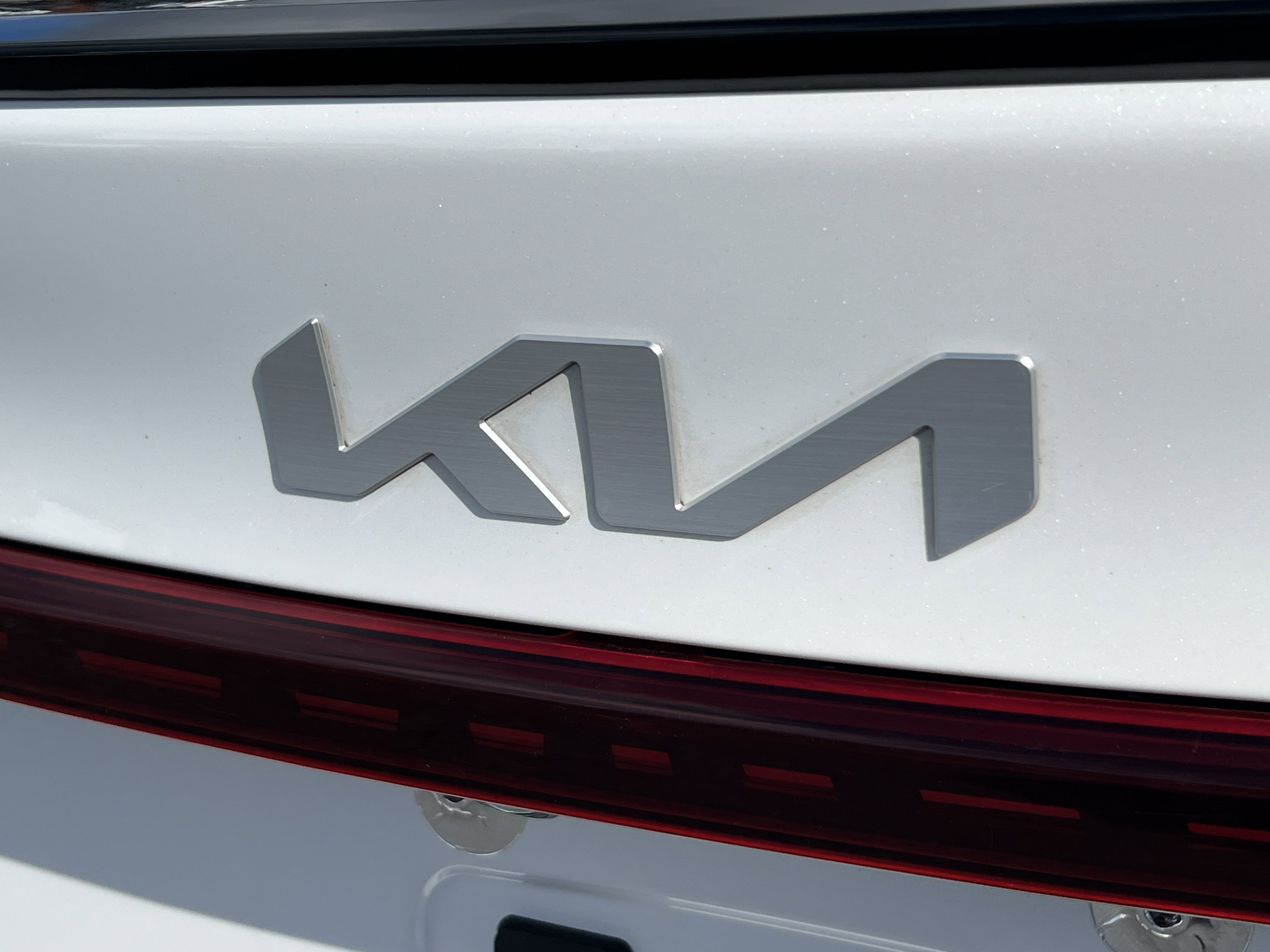 Used 2022 Kia Forte GT w/ GT Technology Package FWD image 8