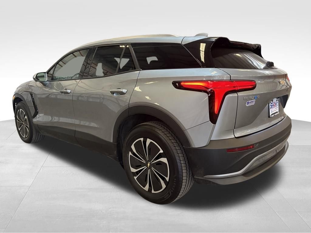Used 2024 Chevrolet Blazer EV LT image 3
