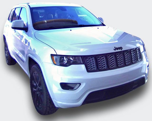 Used 2019 Jeep Grand Cherokee Altitude image 1