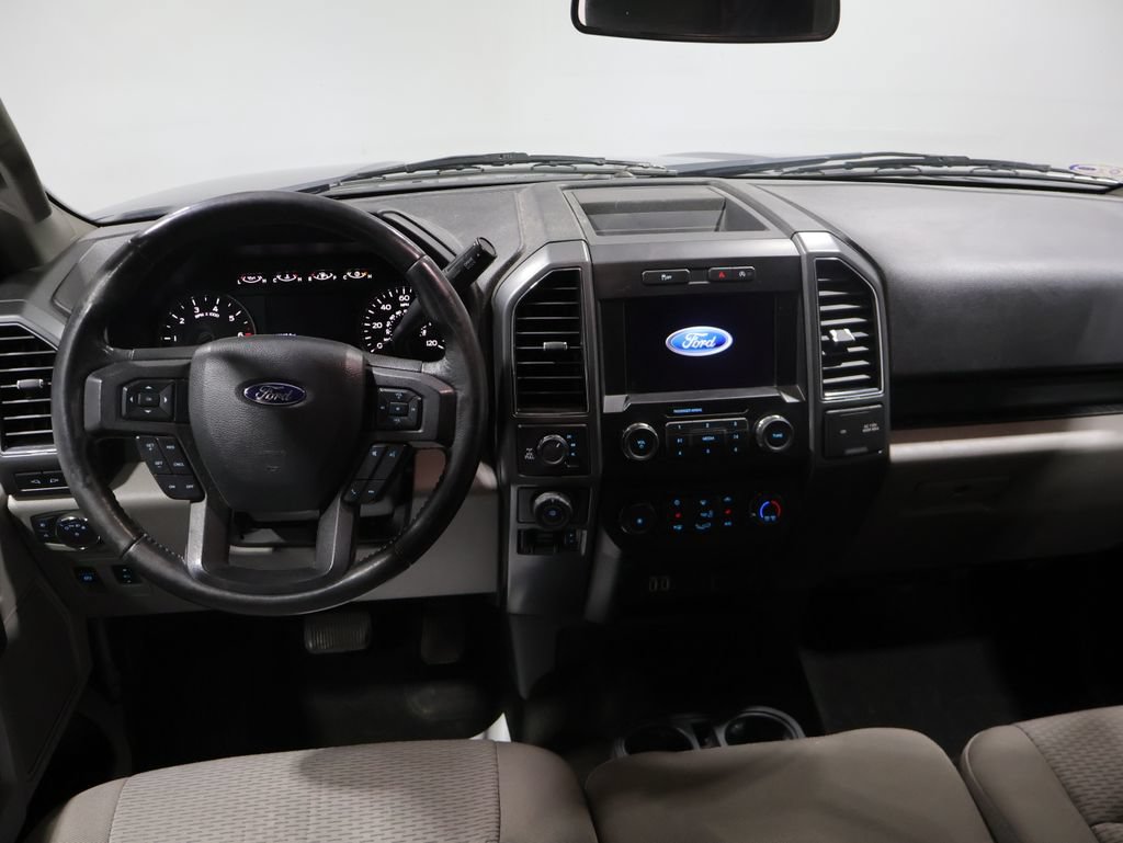 Used 2019 Ford F150 XLT w/ Equipment Group 302A Luxury AWD/4WD image 17