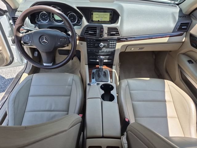 Used 2011 Mercedes-Benz E 550 Cabriolet image 20