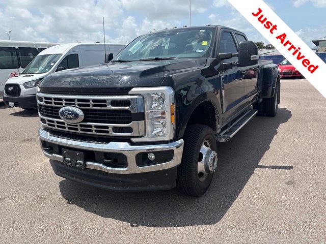 Used 2025 Ford F350 XLT AWD/4WD image 3