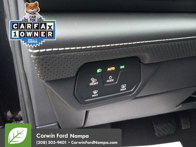 Used 2025 Volkswagen Atlas SE image 13