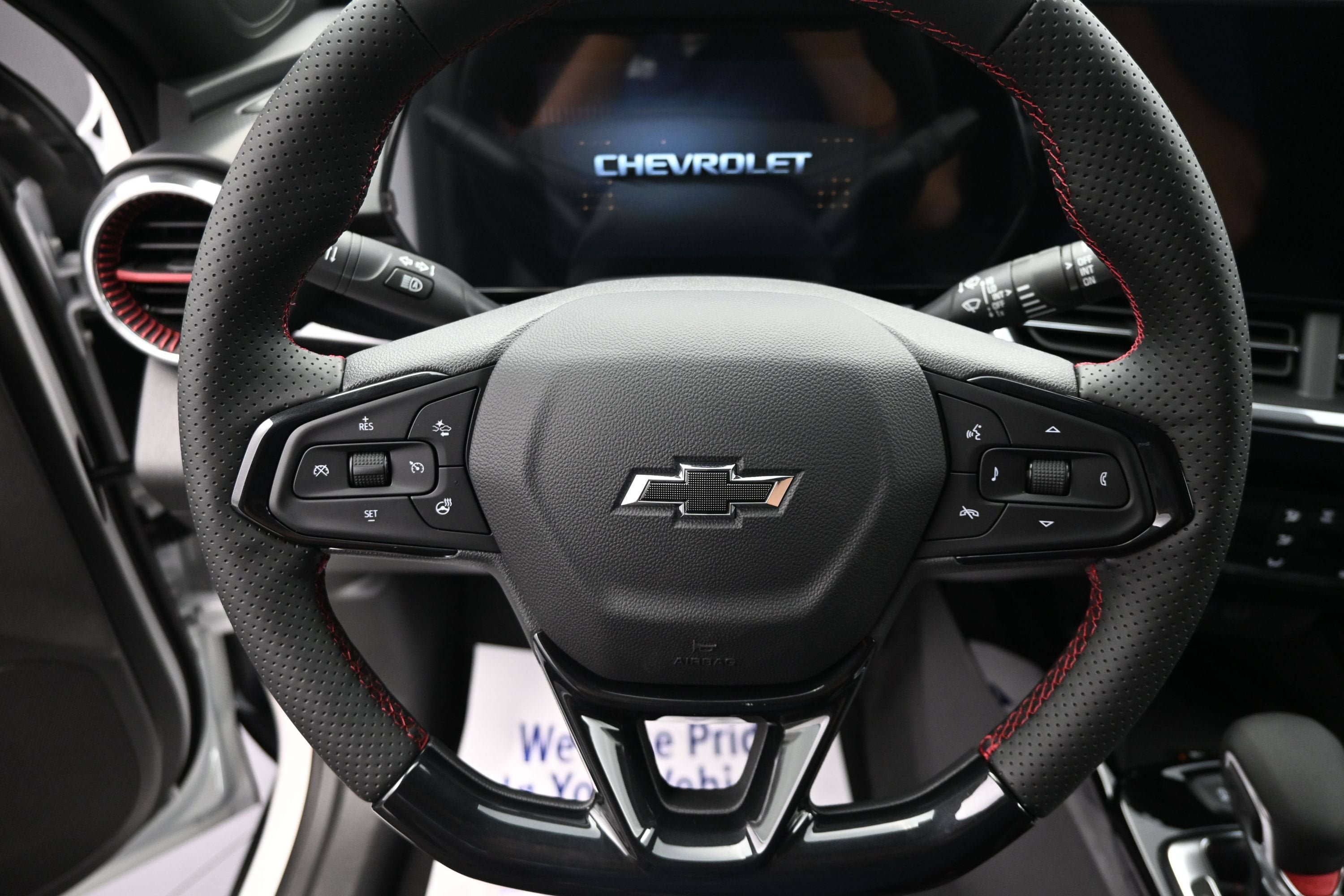 New 2026 Chevrolet Trax RS w/ Sunroof Package FWD image 12