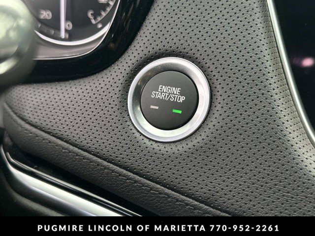 Used 2025 Cadillac XT6 Luxury image 29