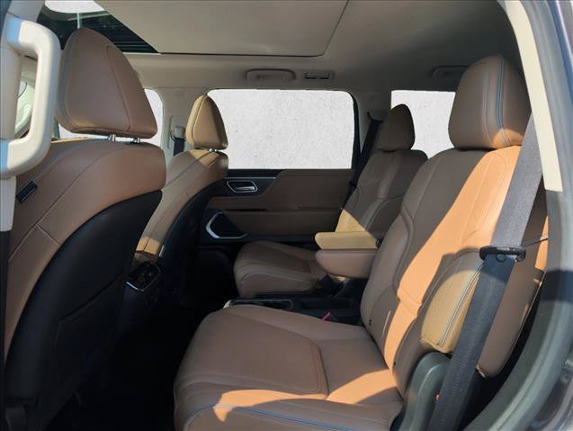 Used 2025 INFINITI QX80 Luxe AWD/4WD image 18