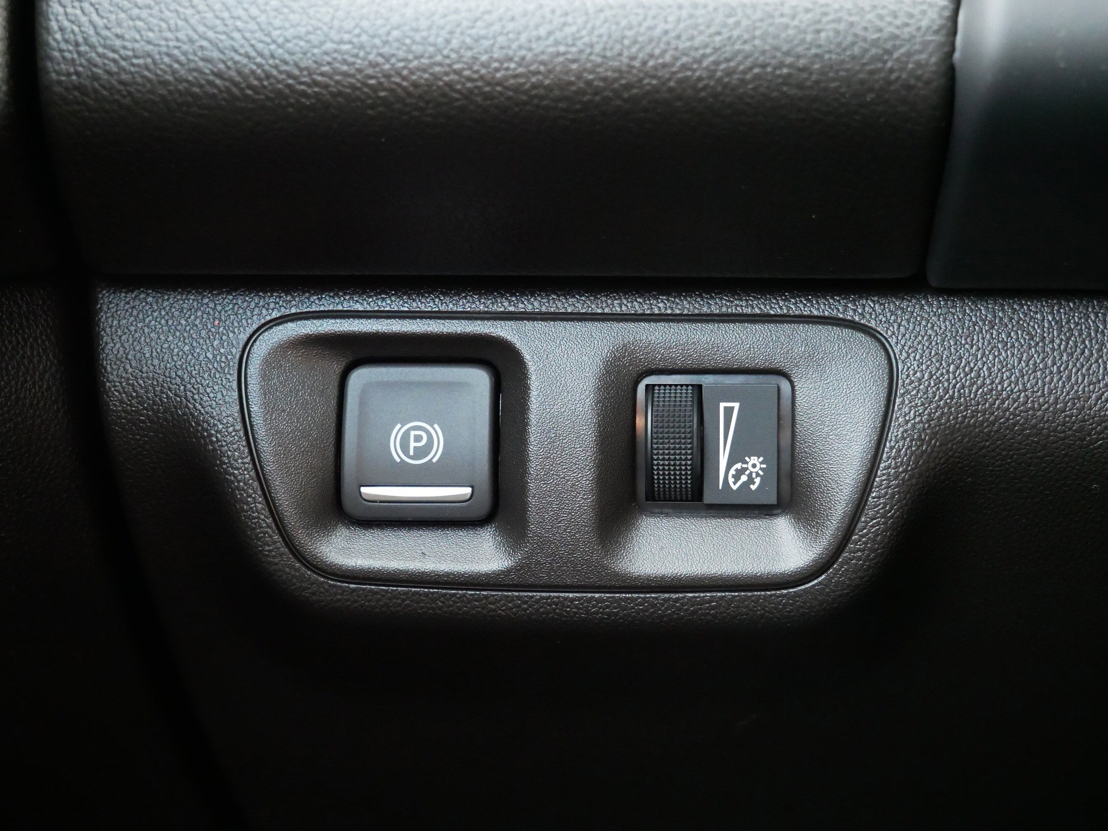 Used 2023 GMC Acadia SLT w/ Preferred Package image 27