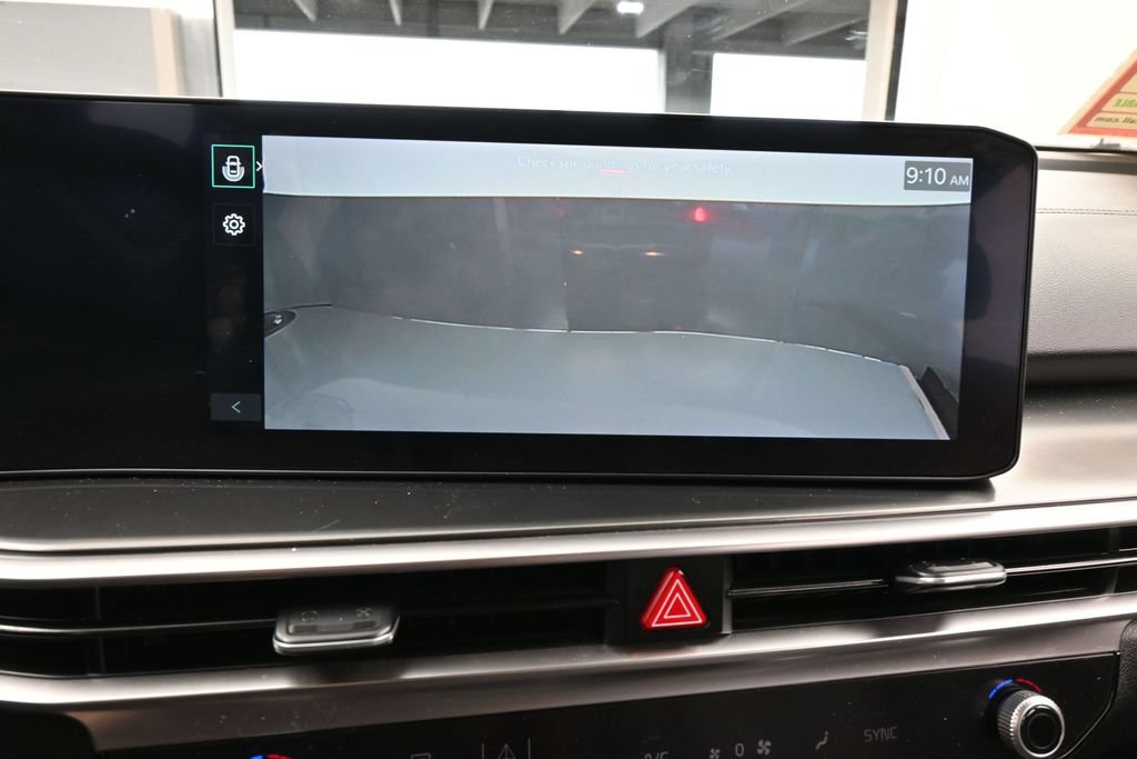 Used 2025 Kia Sorento S w/ Panoramic Sunroof Package FWD image 23