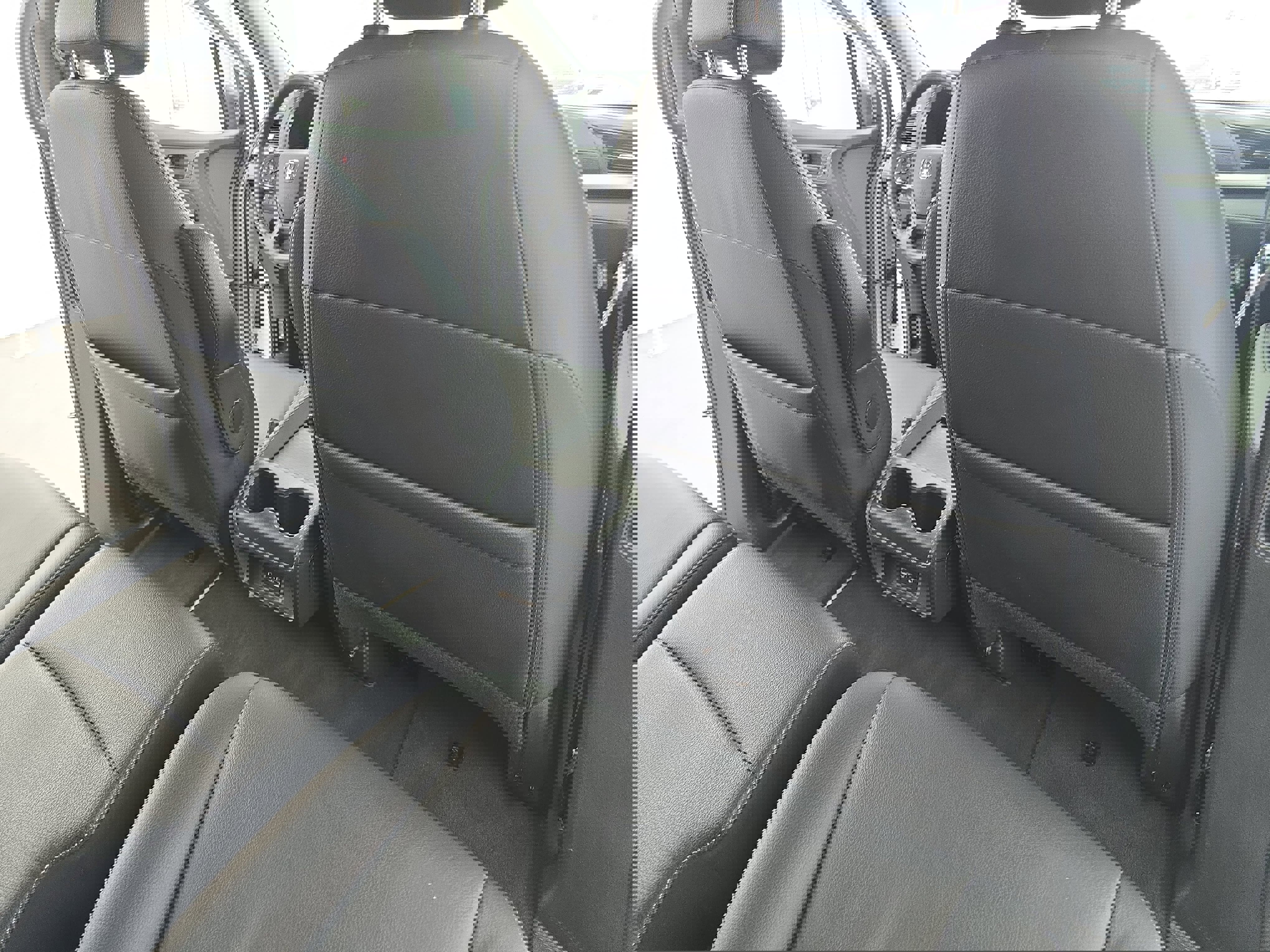 Certified 2024 Honda Odyssey EX-L image 11