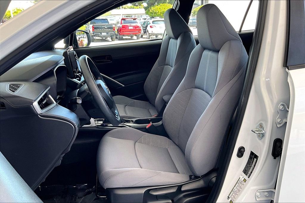 Used 2023 Toyota Corolla Cross AWD Hybrid image 21