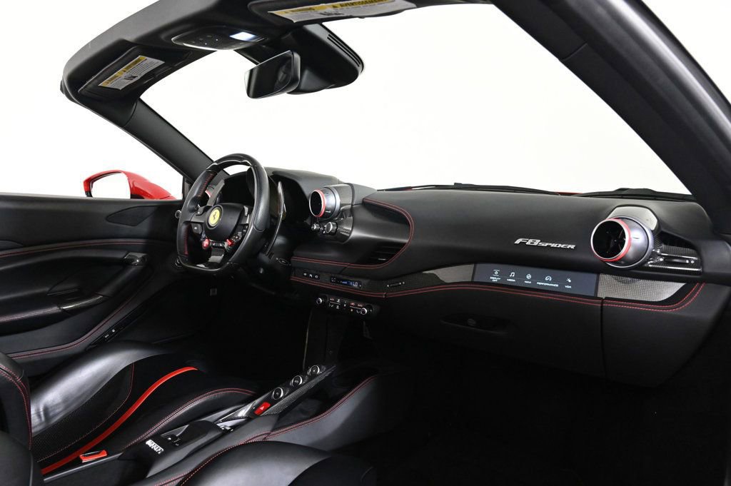 Used 2022 Ferrari F8 Tributo image 18