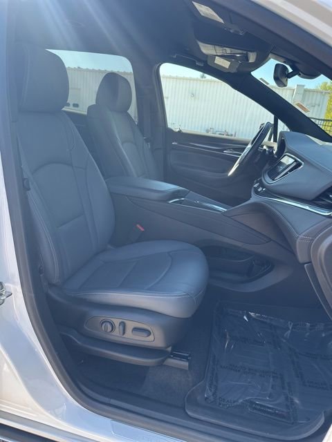Used 2024 Buick Enclave Essence FWD image 42