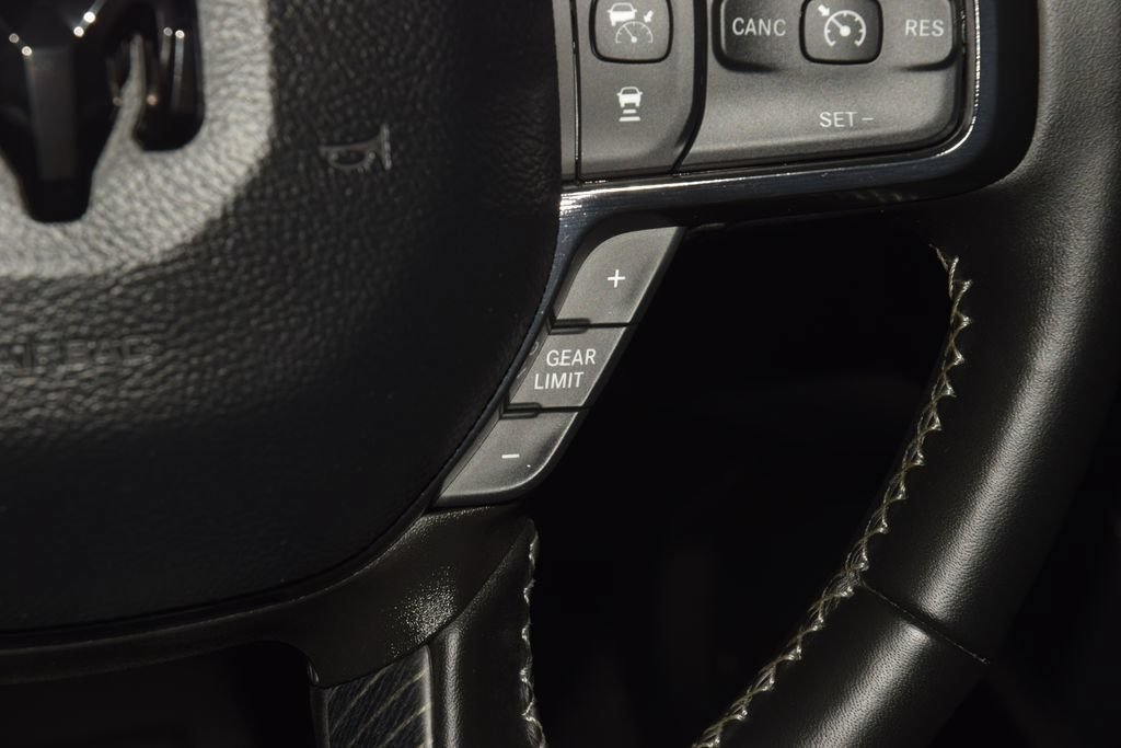 Used 2024 RAM 5500 4x4 Crew Cab image 36