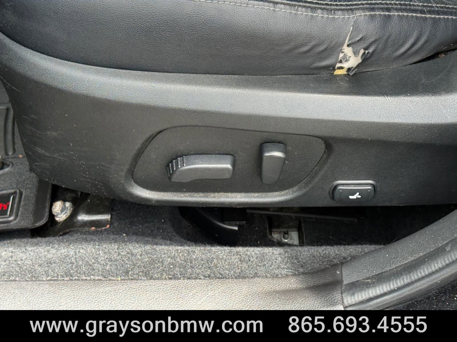 Used 2015 Subaru Forester 2.5i Touring AWD/4WD image 13