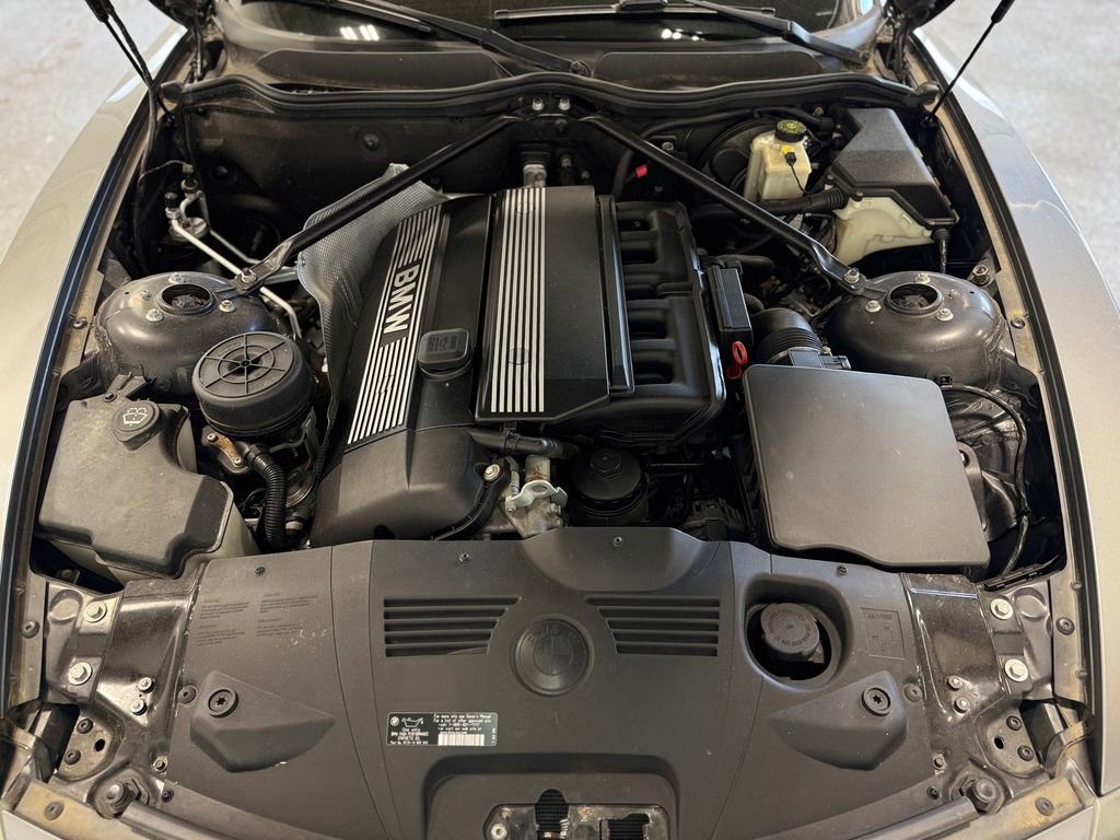 Used 2005 BMW Z4 2.5i RWD image 20
