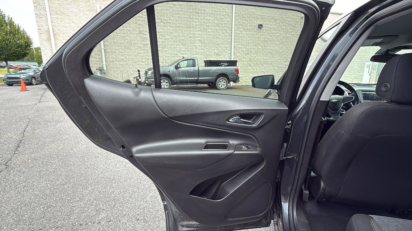 Used 2022 Chevrolet Equinox LT image 21