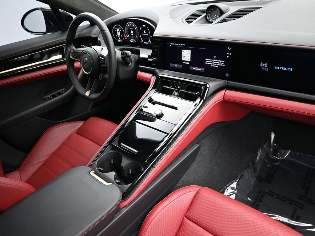 Certified 2025 Porsche Panamera Turbo image 25