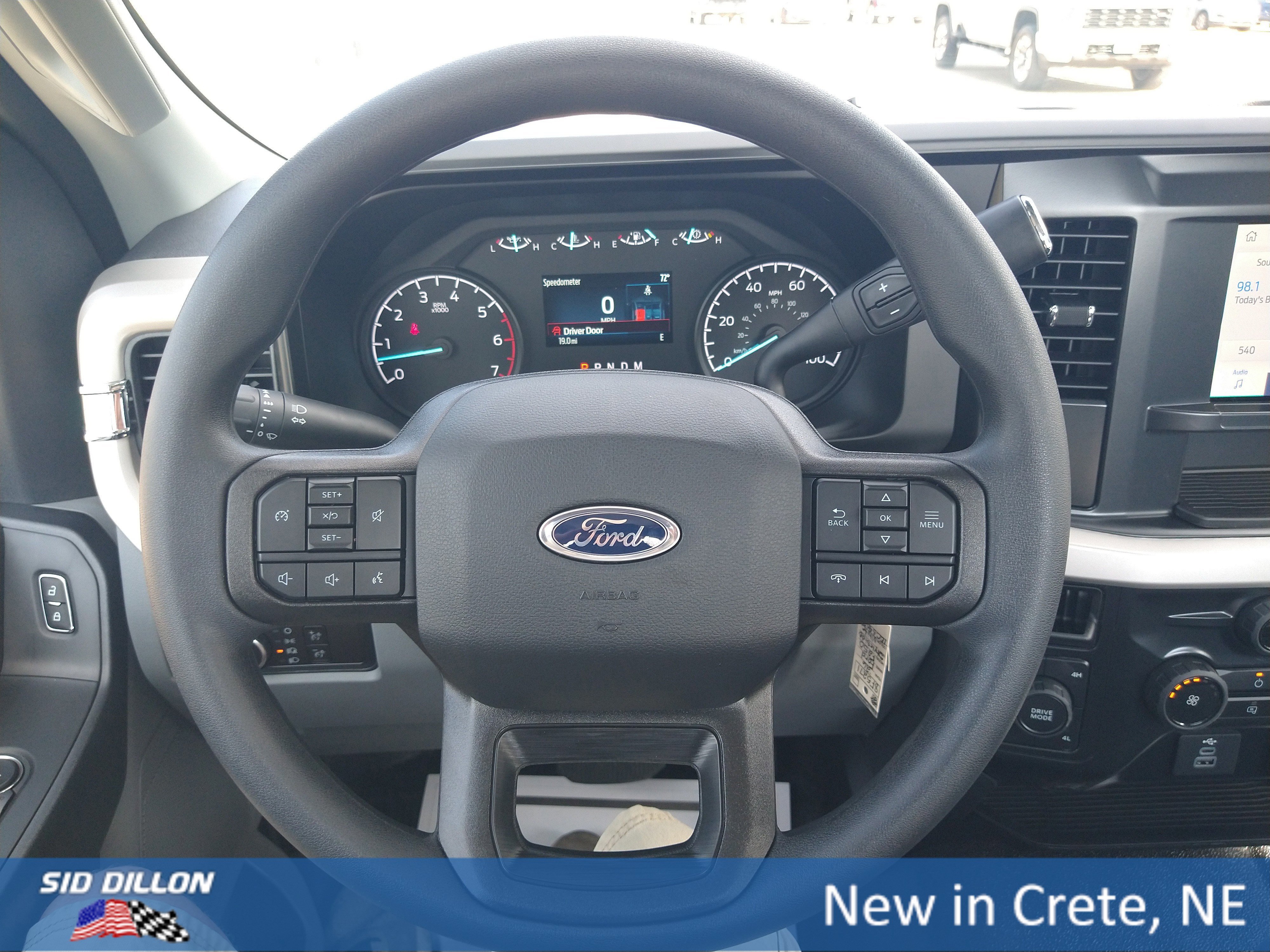 New 2026 Ford F250 XL w/ XL Chrome Package image 4