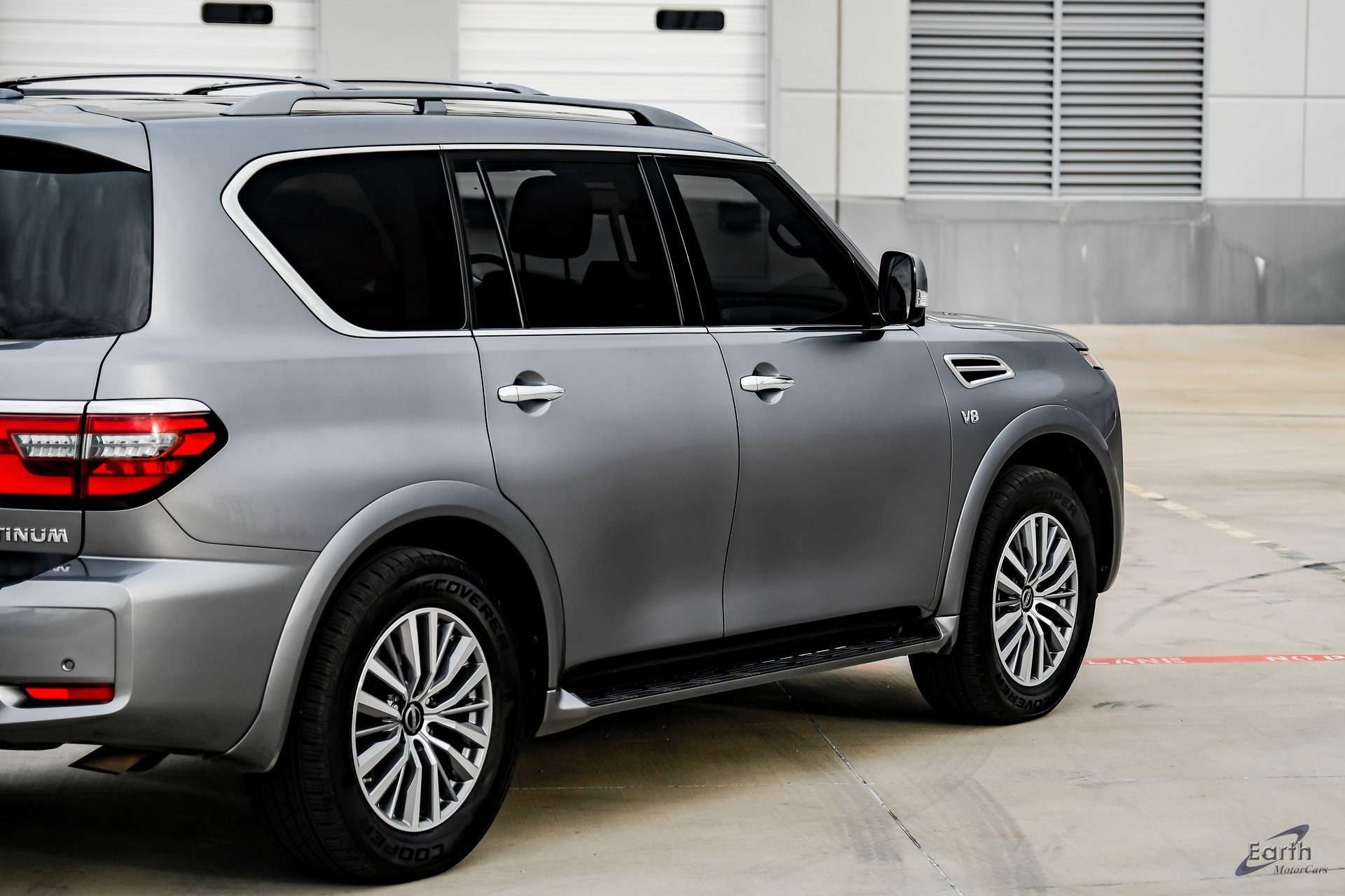 Used 2021 Nissan Armada SL w/ Captain's Chairs Package image 15