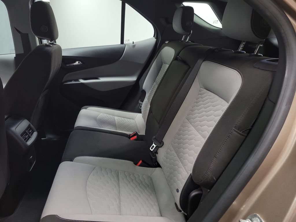 Used 2018 Chevrolet Equinox LS FWD image 29