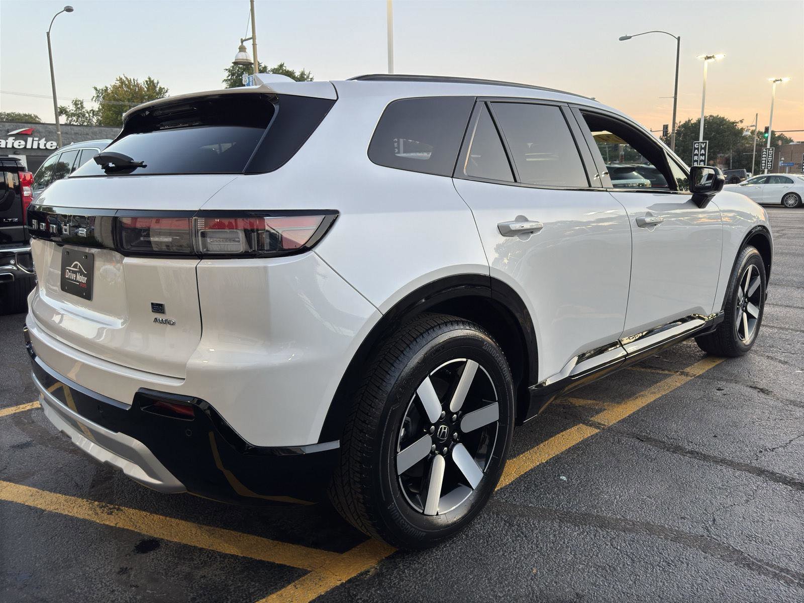 Used 2024 Honda Prologue Touring image 14