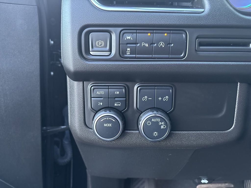 Used 2023 Chevrolet Tahoe RST image 28