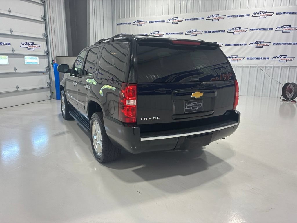 Used 2014 Chevrolet Tahoe LTZ AWD/4WD image 5