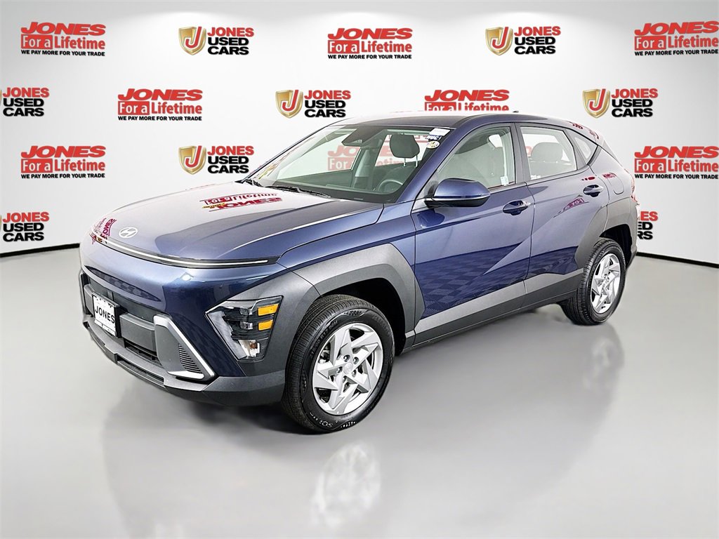 Certified 2025 Hyundai Kona SE image 14