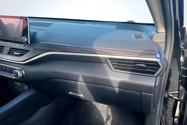 Used 2024 Nissan Altima 2.5 SV image 26