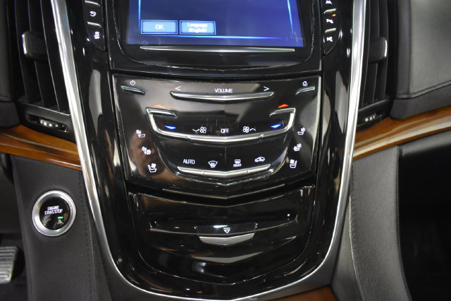 Used 2017 Cadillac Escalade Premium Luxury AWD/4WD image 22