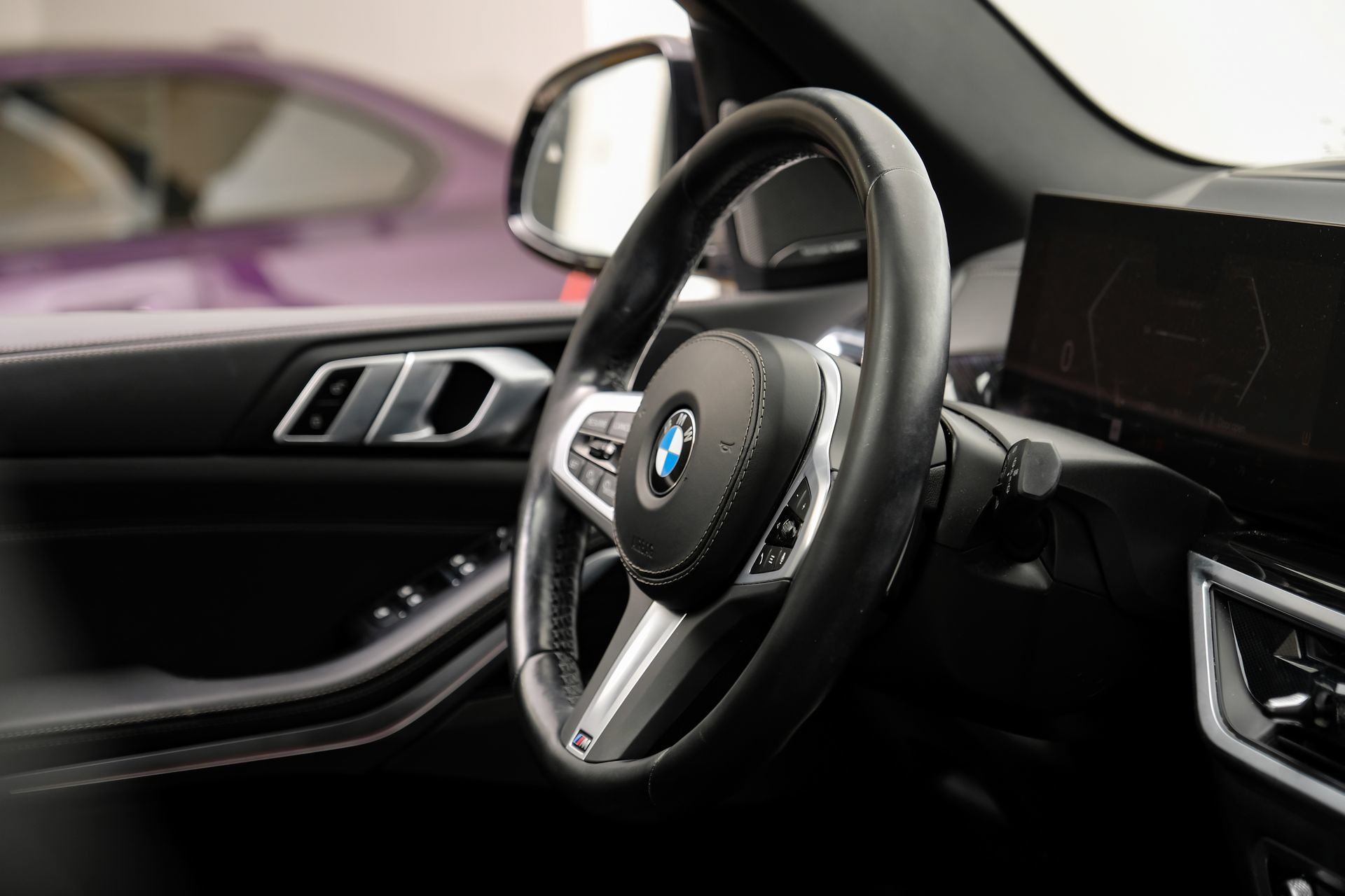 Used 2024 BMW X5 sDrive40i w/ M Sport Package RWD image 18