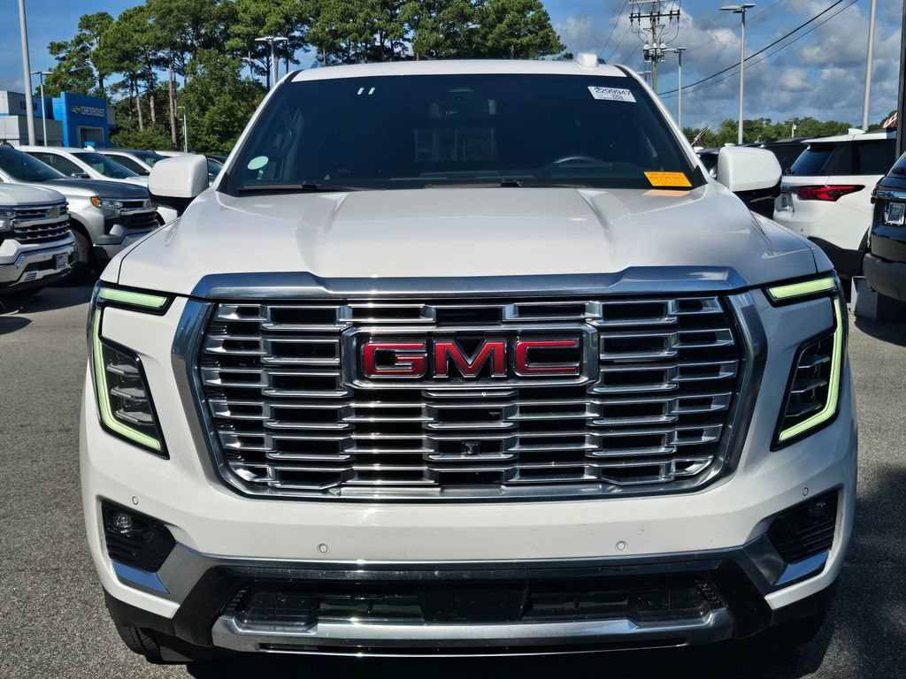 Certified 2025 GMC Yukon Denali AWD/4WD image 8