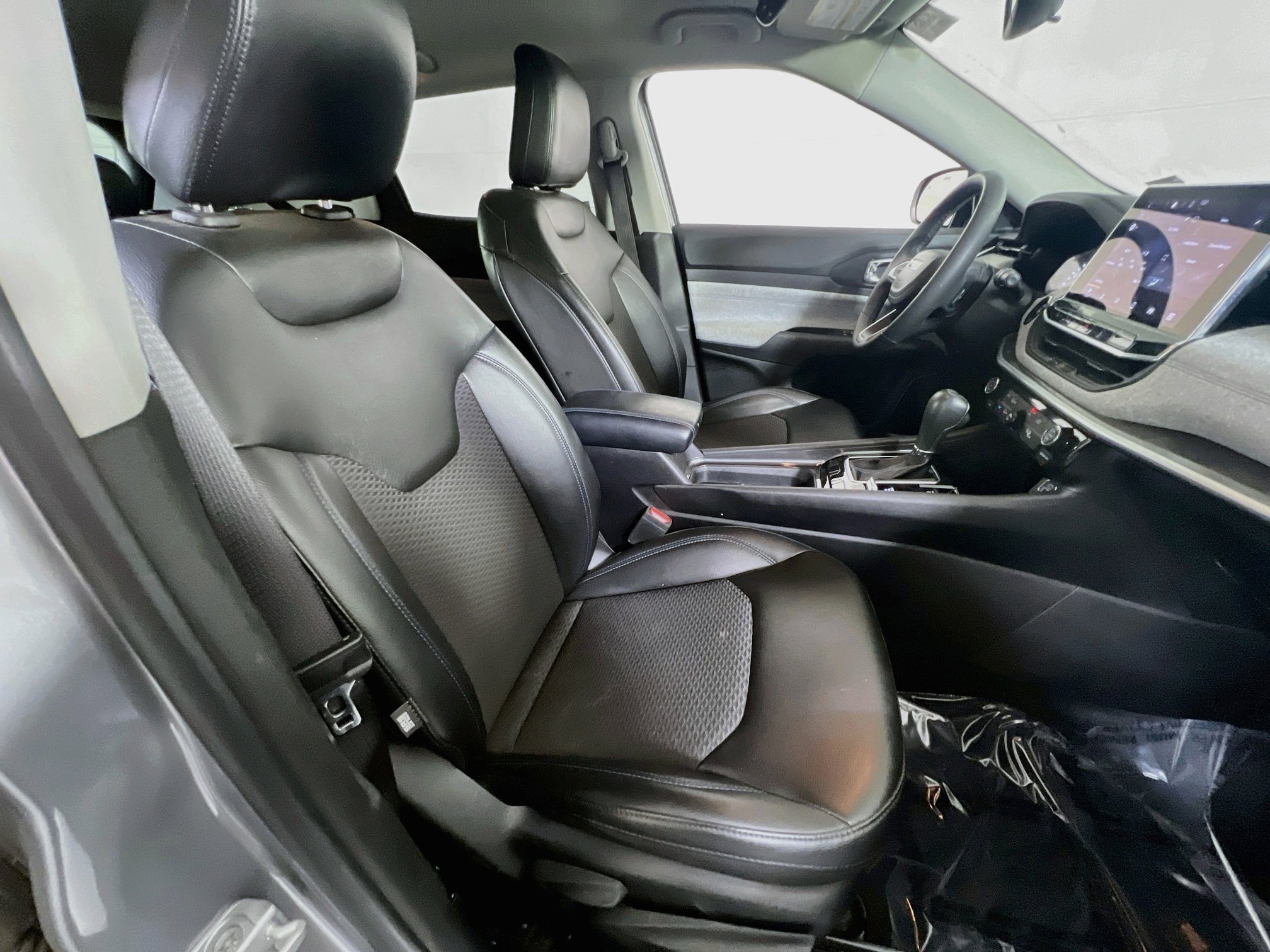 Used 2022 Jeep Compass Latitude AWD/4WD image 25